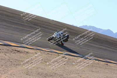 media/Dec-06-2024-CVMA Friday Practice (Fri) [[e1d1c5d4fc]]/4-Group 4 and Trackday/Session 5 (Bowl)/